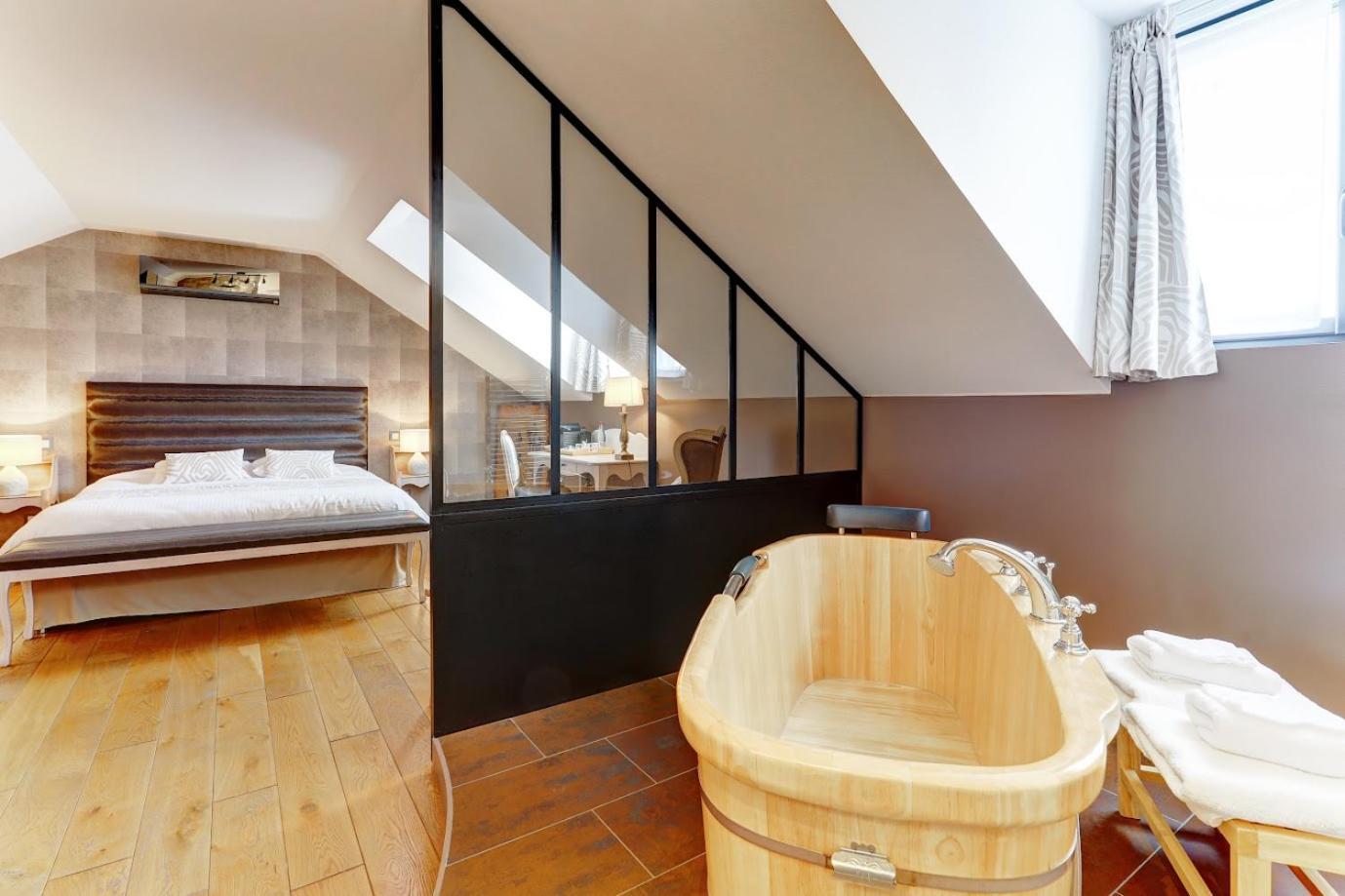 Champagne Domaine Sacret - AY Bed and Breakfast Ay-Champagne Eksteriør billede