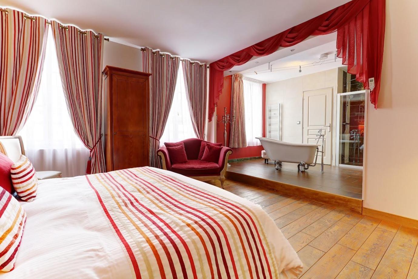 Champagne Domaine Sacret - AY Bed and Breakfast Ay-Champagne Eksteriør billede